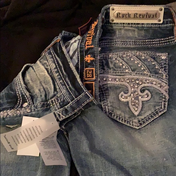 Size 28 boot cut rock rivivals - Picture 1 of 3
